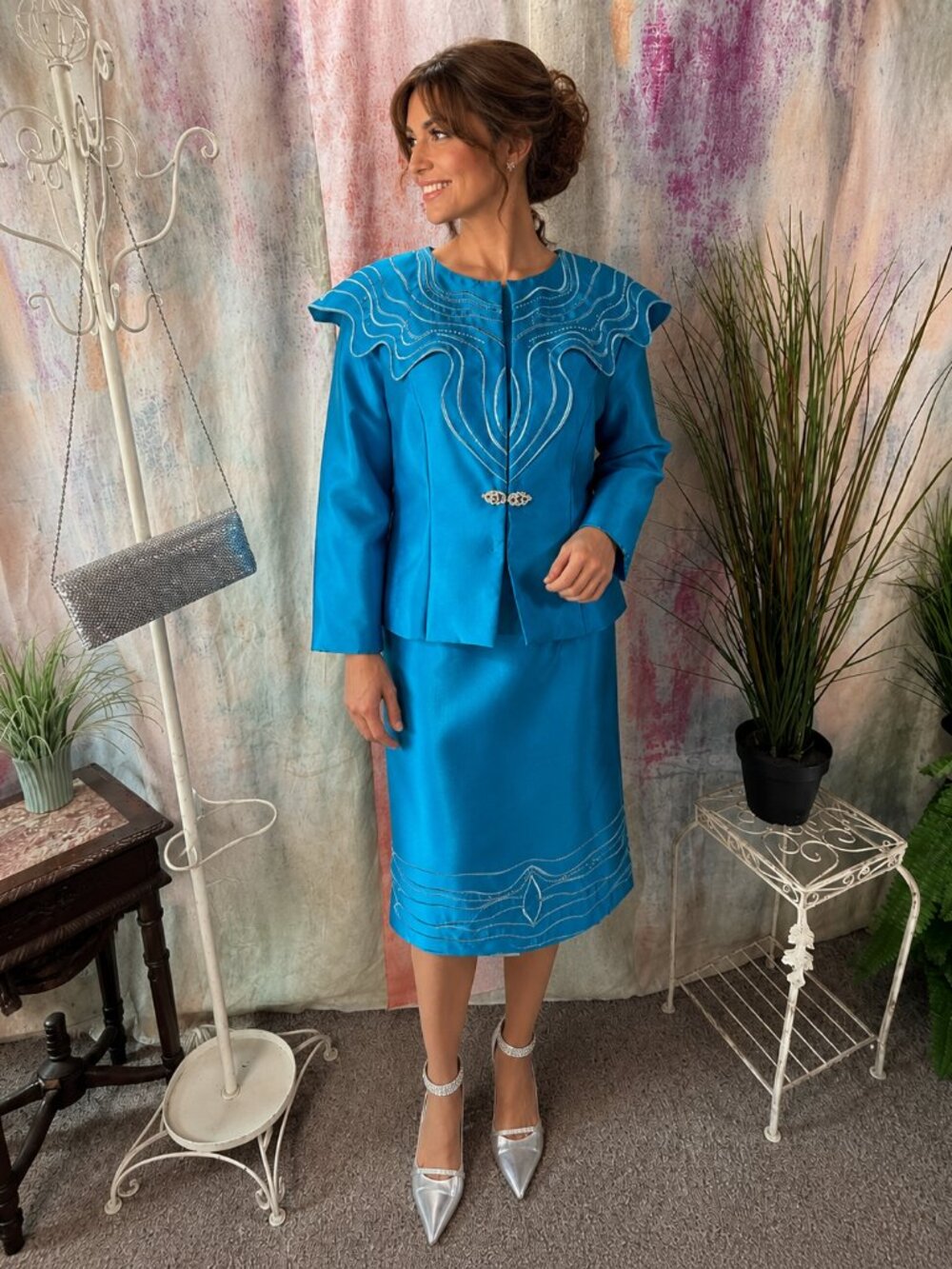 πTally Taylor Extravagant & Elegant for Special Occasion Pencil Skirt Suit